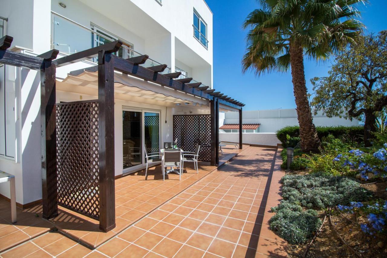 Cliff-Top Townhouse With Stunning Ocean Views カルヴォエイロ エクステリア 写真
