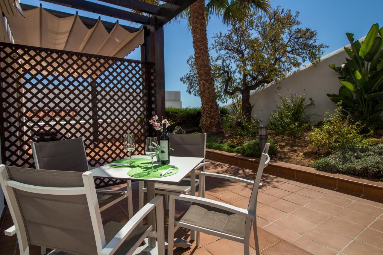 Cliff-Top Townhouse With Stunning Ocean Views カルヴォエイロ エクステリア 写真
