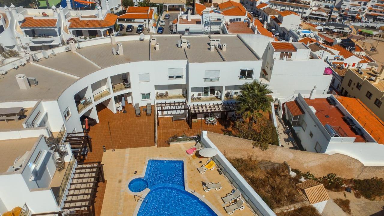 Cliff-Top Townhouse With Stunning Ocean Views カルヴォエイロ エクステリア 写真